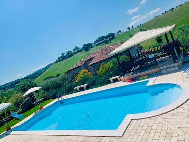 8380 Agriturismo L'Oleandro モンテメラノ エクステリア 写真
