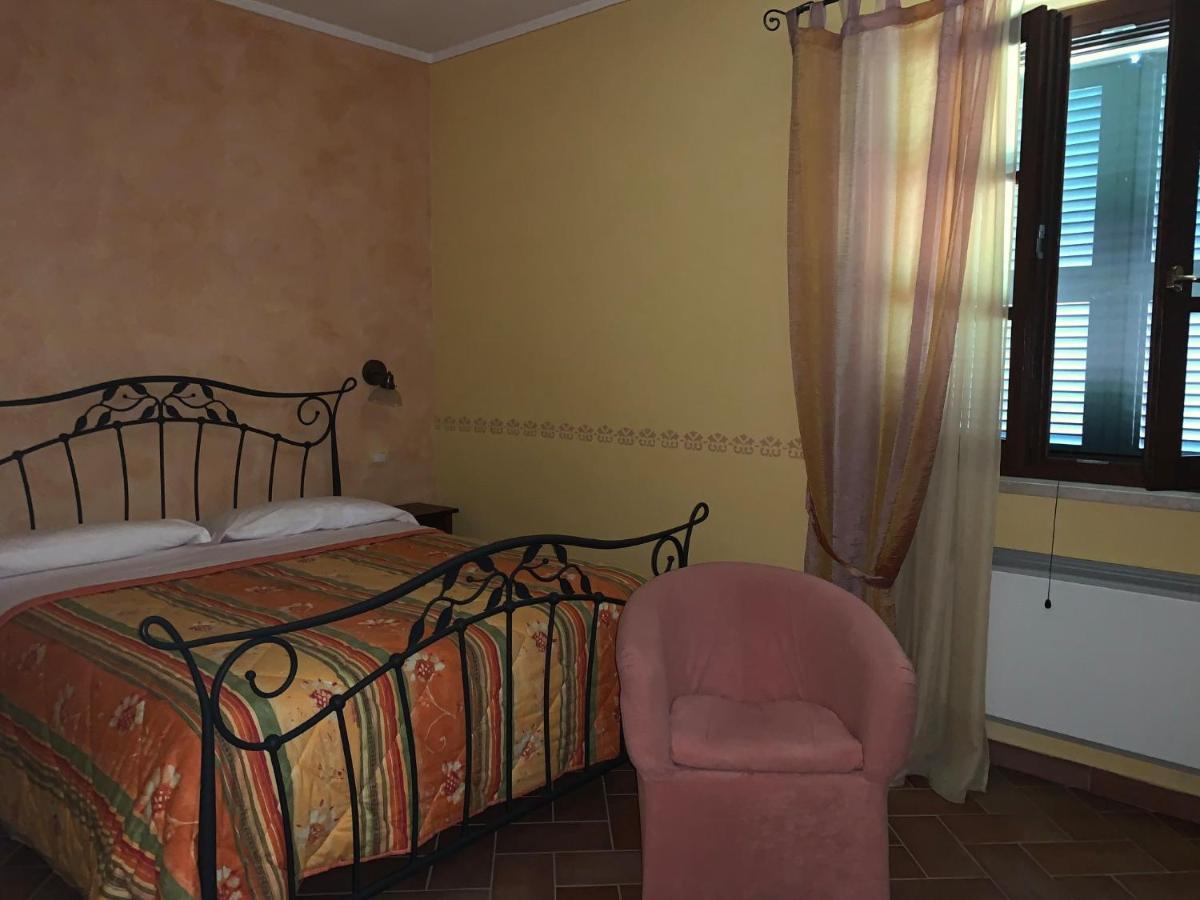8380 Agriturismo L'Oleandro モンテメラノ エクステリア 写真