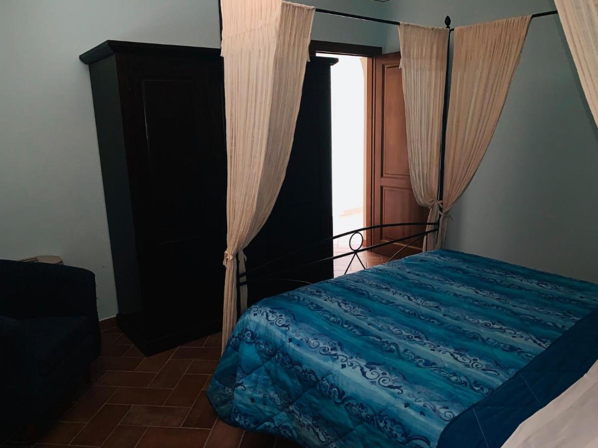 8380 Agriturismo L'Oleandro モンテメラノ エクステリア 写真