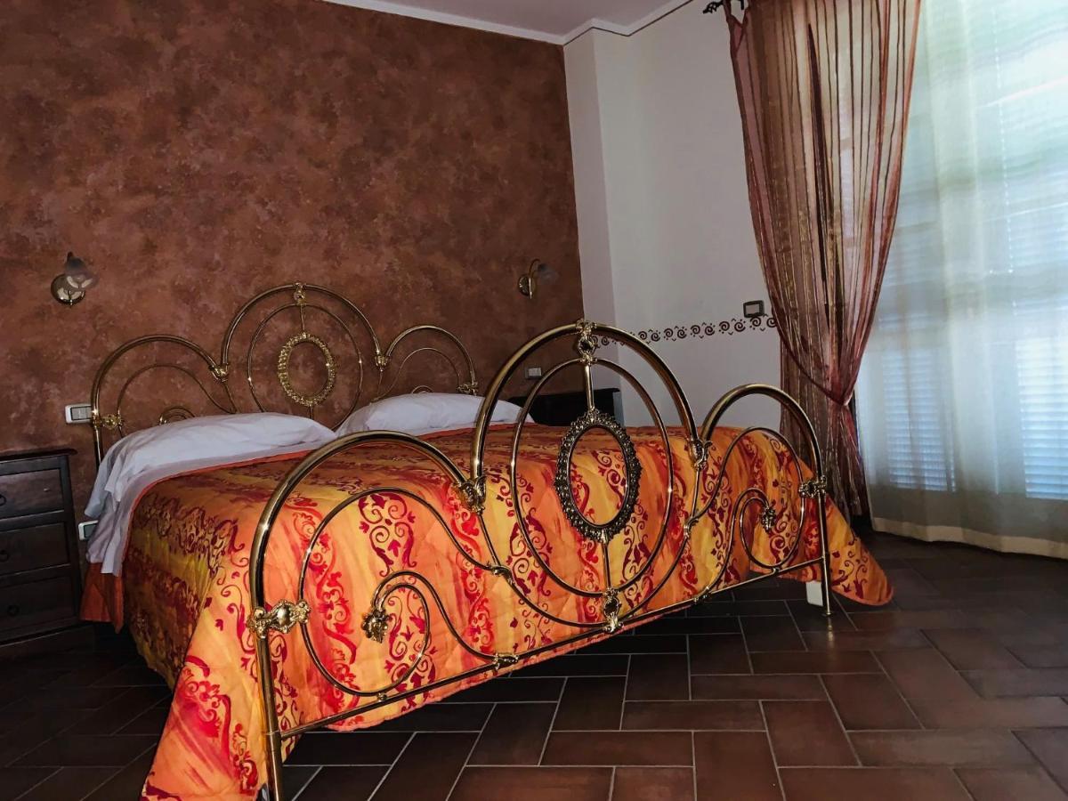 8380 Agriturismo L'Oleandro モンテメラノ エクステリア 写真
