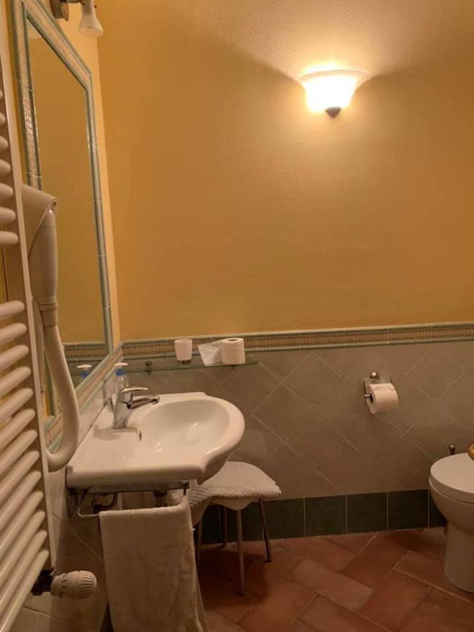 8380 Agriturismo L'Oleandro モンテメラノ エクステリア 写真