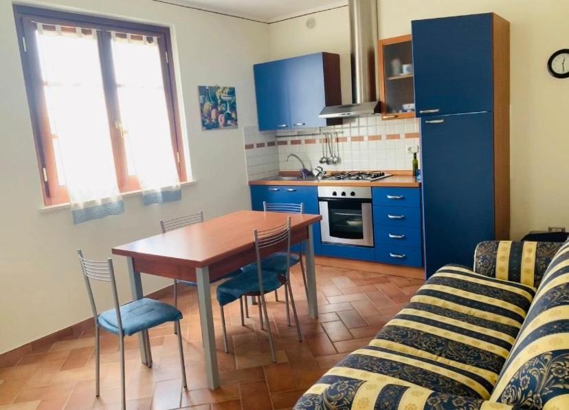 8380 Agriturismo L'Oleandro モンテメラノ エクステリア 写真